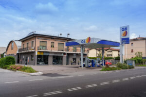 Stazione Q8 a Dolzago - Carburante di Qualità da Mapelli Autoservice